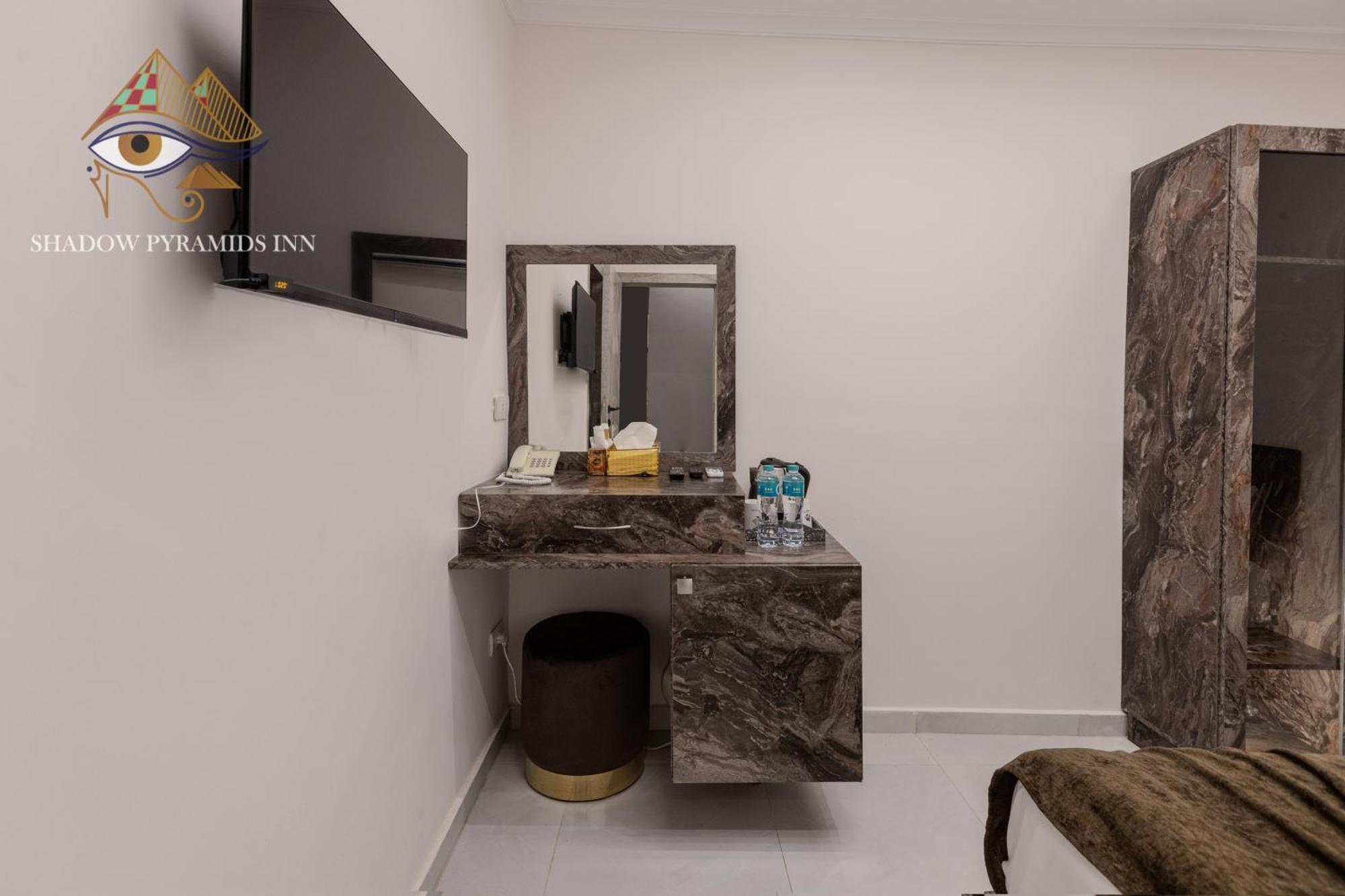 Shadow Pyramids Suites And Jacuzzi Kafret el-Gabal المظهر الخارجي الصورة